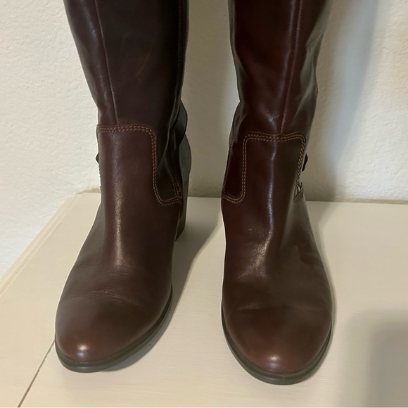 ECCO Women Brown Leather Double Zip Boots Sz 38 / 7. Condition is Pre-owned. - Picture 5 of 9